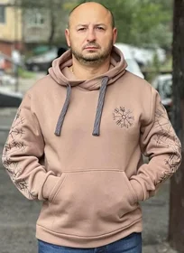 Худі з вишивкою Руны